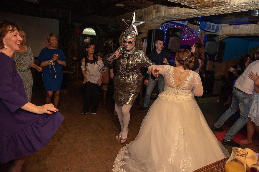 Фото: Пародийное шоу АллоеВера на свадьбу от Пародийное шоу АллоеВера 16