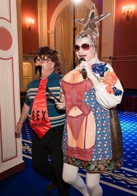 Видео: Пародийное шоу АллоеВера на свадьбу от Пародийное шоу АллоеВера 3