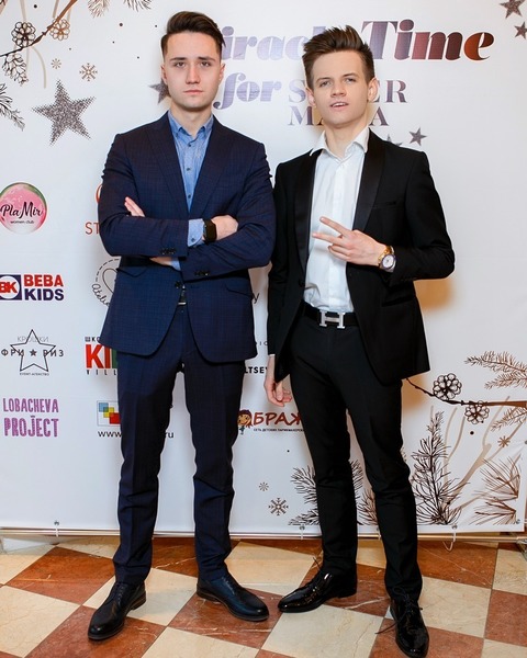 Фото: Дуэт Иллюзионистов нового поколения Двойное Дно на свадьбу от Дуэт Иллюзионистов нового поколения Двойное Дно 3