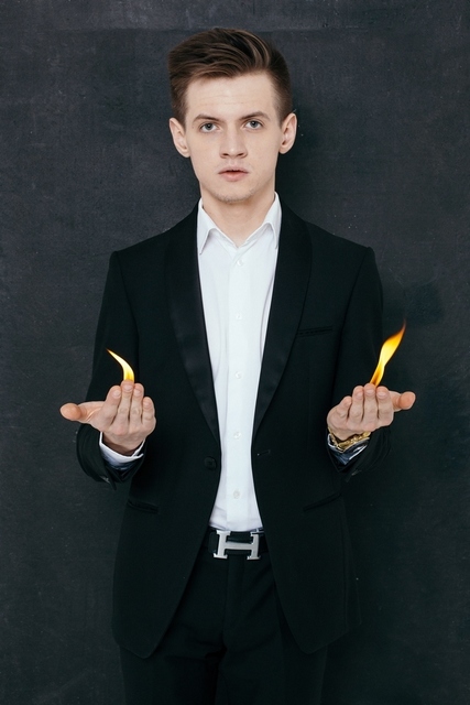 Фото: Дуэт Иллюзионистов нового поколения Двойное Дно на свадьбу от Дуэт Иллюзионистов нового поколения Двойное Дно 4