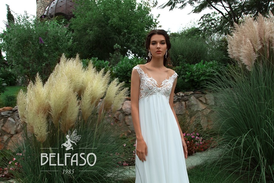 Свадебное платье Аделайз. Силуэт Прямое. Цвет Белый / Молочный, оттенки Розового. Вид 3