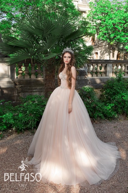 Свадебное платье Лоурен. Силуэт Пышное. Цвет оттенки Розового. Вид 3