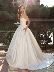 Свадебное платье Лия атлас. Силуэт Пышное. Цвет Белый / Молочный. Вид 1