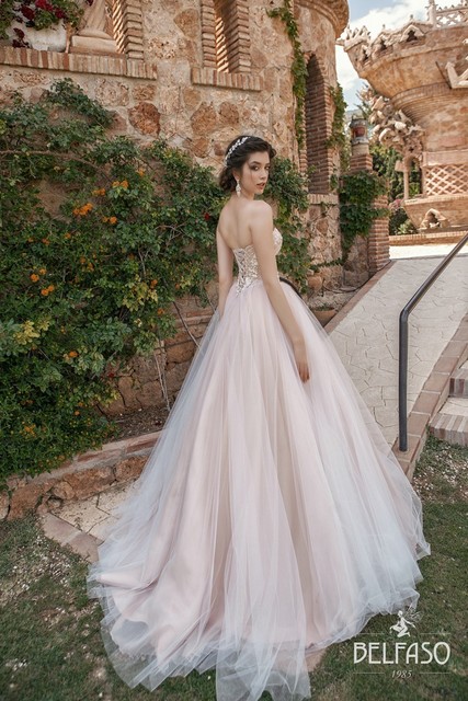 Свадебное платье Миррабелль. Силуэт Пышное. Цвет Айвори / Капучино. Вид 2