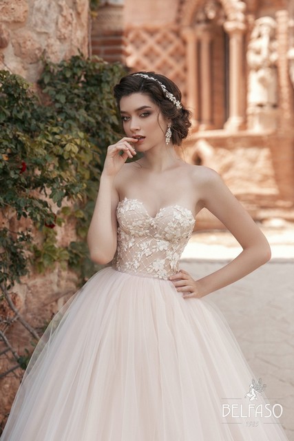 Свадебное платье Миррабелль. Силуэт Пышное. Цвет Айвори / Капучино. Вид 3