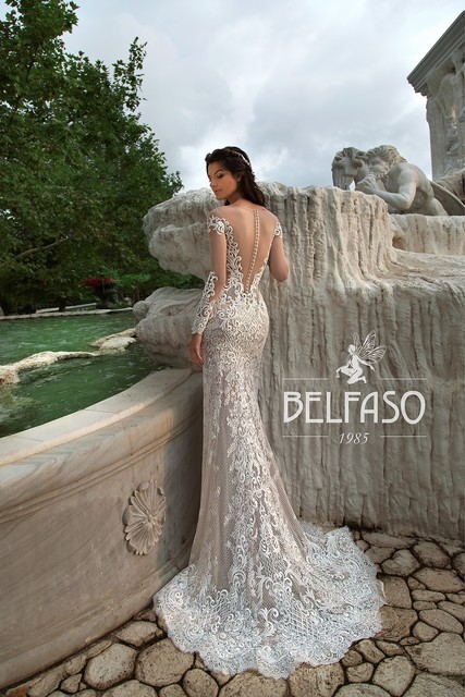 Свадебное платье Мон блан. Силуэт Рыбка. Цвет Белый / Молочный. Вид 2