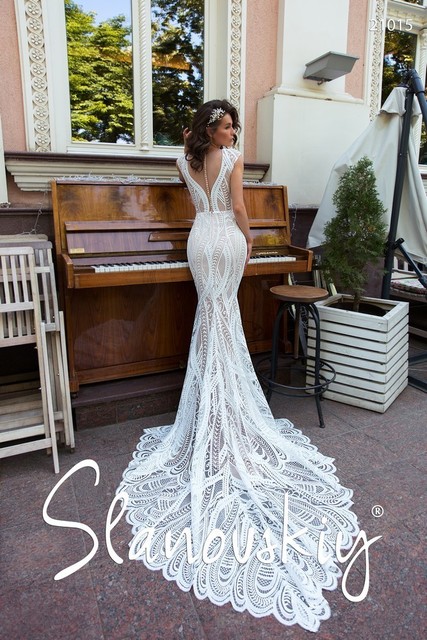 Свадебное платье 21015. Силуэт Рыбка. Цвет Белый / Молочный. Вид 2