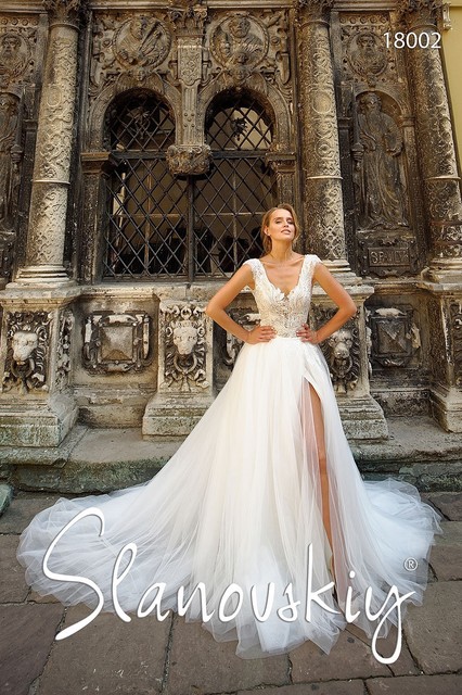 Свадебное платье 18002. Силуэт А-силуэт. Цвет Белый / Молочный. Вид 3