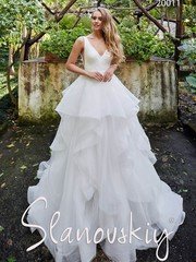 Свадебное платье 20011. Силуэт Пышное. Цвет Белый / Молочный. Вид 1