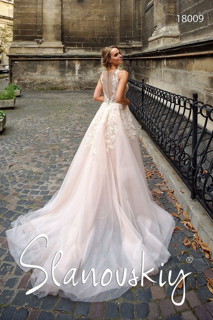 Свадебное платье 18009. Силуэт А-силуэт. Цвет Айвори / Капучино. Вид 2