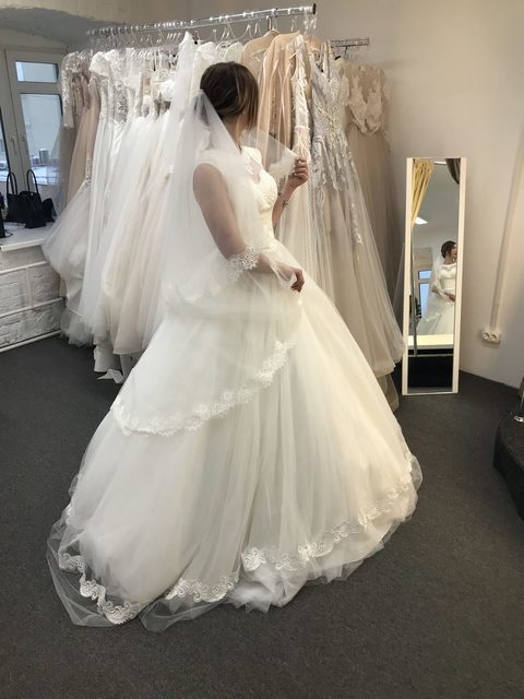 Свадебное платье Нинэль. Силуэт Пышное. Цвет Белый / Молочный. Вид 4