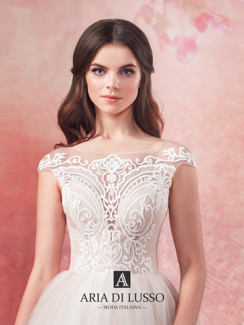 Свадебное платье Версавия. Силуэт Пышное. Цвет Белый / Молочный. Вид 3