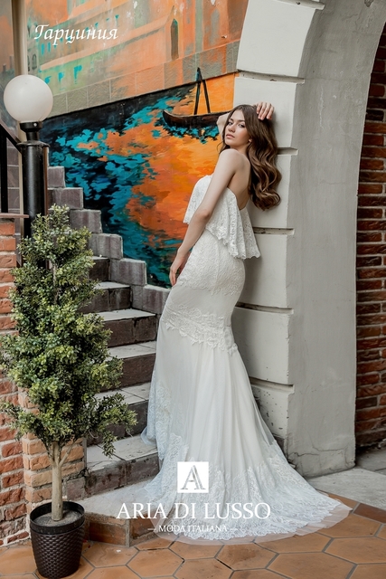 Свадебное платье Гарциния. Силуэт Рыбка. Цвет Белый / Молочный. Вид 3