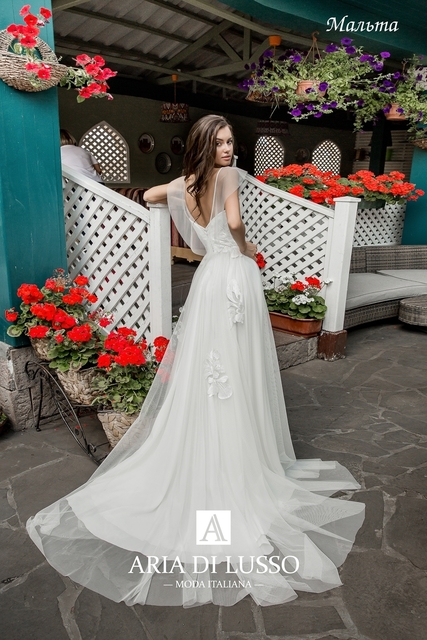 Свадебное платье Мальта. Силуэт А-силуэт. Цвет Белый / Молочный. Вид 2