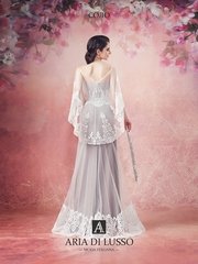 Свадебное платье Соло. Силуэт Прямое. Цвет Белый / Молочный, Лавандовый / Фиолетовый. Вид 2