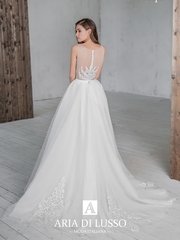 Свадебное платье Нора. Силуэт Пышное. Цвет Белый / Молочный. Вид 2