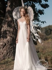 Свадебное платье Зои. Силуэт Прямое. Цвет Белый / Молочный. Вид 1