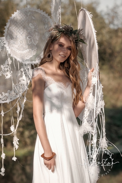 Свадебное платье Зои. Силуэт Прямое. Цвет Белый / Молочный. Вид 4