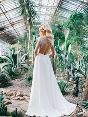 Свадебное платье Лалик. Силуэт Прямое. Цвет Белый / Молочный. Вид 2