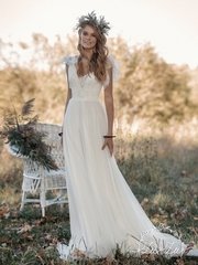 Свадебное платье Летти. Силуэт Прямое. Цвет Белый / Молочный. Вид 1