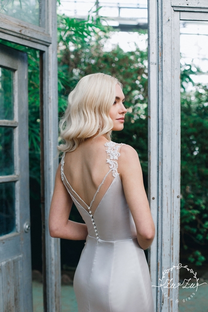 Свадебное платье Мун. Силуэт Прямое. Цвет Белый / Молочный. Вид 4