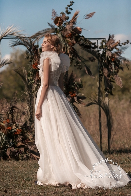 Свадебное платье Элли. Силуэт А-силуэт. Цвет Айвори / Капучино, Белый / Молочный. Вид 2