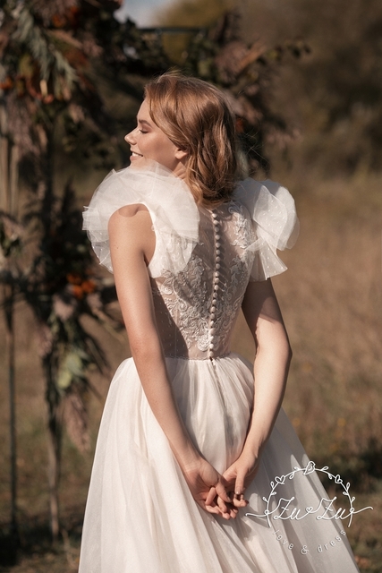 Свадебное платье Элли. Силуэт А-силуэт. Цвет Айвори / Капучино, Белый / Молочный. Вид 3