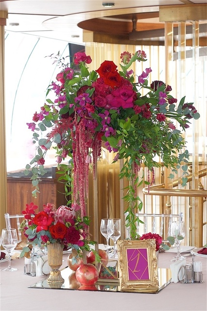 Модерн в Ресторан / Банкетный зал от Студия декора и флористики Secret Garden Decor 6