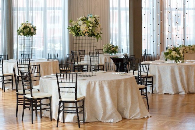 Модерн в Ресторан / Банкетный зал от Студия декора и флористики Secret Garden Decor 10