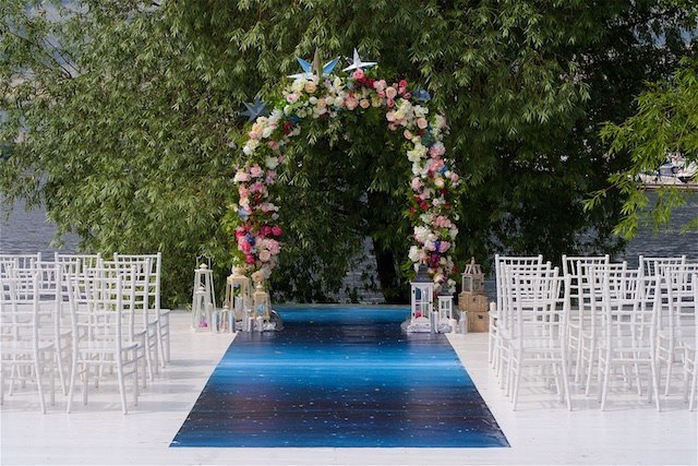 Тематический, Весенняя / Летняя в Выездная регистрация, Ресторан / Банкетный зал от Студия декора и флористики Secret Garden Decor 2