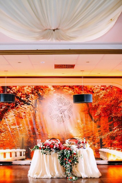 Осенняя в Ресторан / Банкетный зал от Студия декора и флористики Secret Garden Decor 9