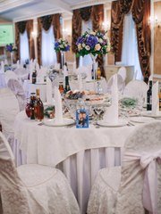 Столы и стулья гостей / Банкет в Весенняя / Летняя, Классика от Студия декора и флористики Secret Garden Decor 1