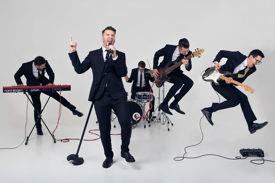 Кавер-группа 4ETVERO на свадьбу 5