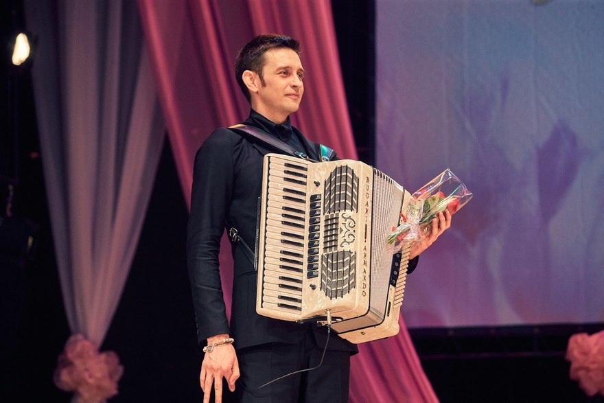 Дмитрий Пономарев на свадьбу 8