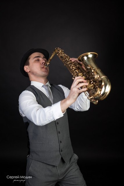 Саксофонист Денис Беляев на свадьбу 2