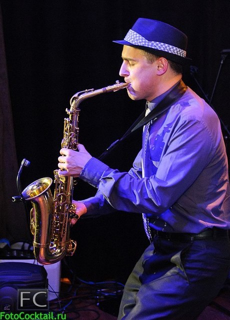 Саксофонист Денис Беляев на свадьбу 4