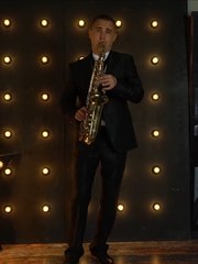 Саксофонист Денис Беляев на свадьбу 1