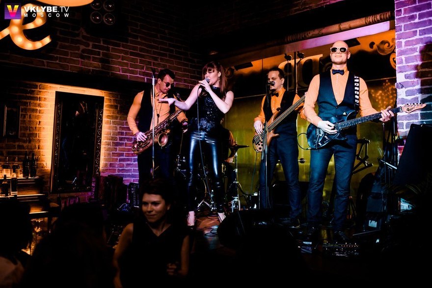 Кавер-группа Оранжевый Vinil на свадьбу 8