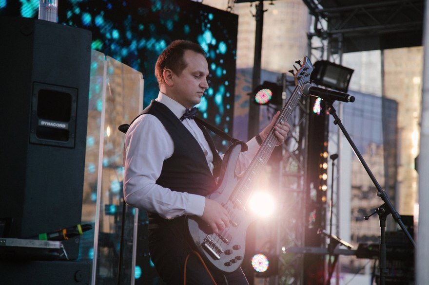 Кавер-группа Оранжевый Vinil на свадьбу 13