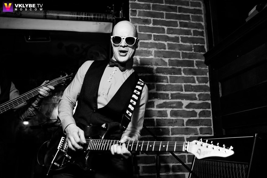 Кавер-группа Оранжевый Vinil на свадьбу 8