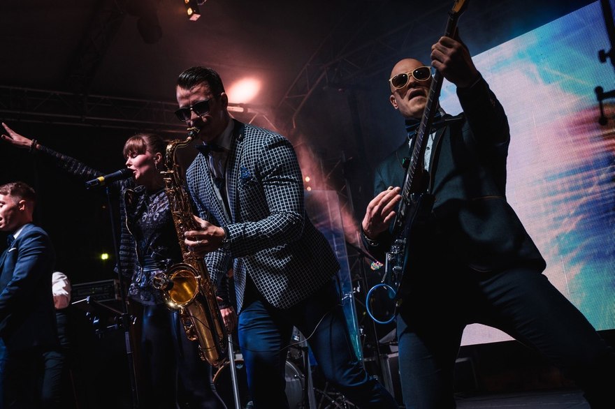 Кавер-группа Оранжевый Vinil на свадьбу 7