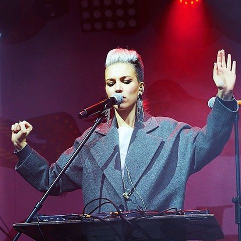 Алёна Минулина на свадьбу 11