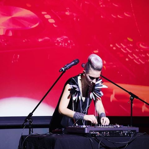 Алёна Минулина на свадьбу 12