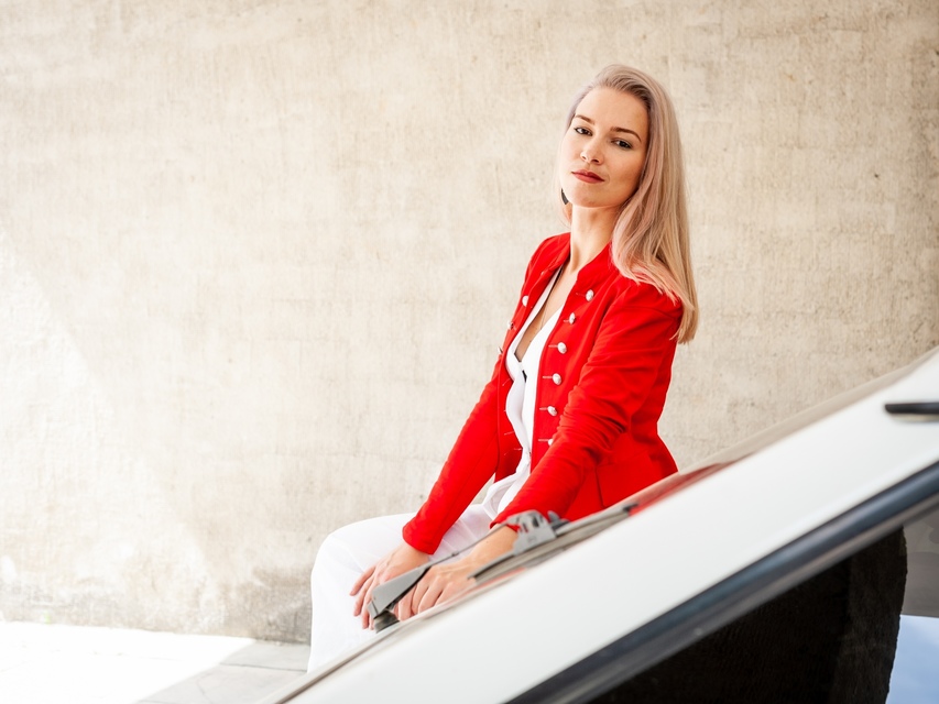 Алёна Минулина на свадьбу 15