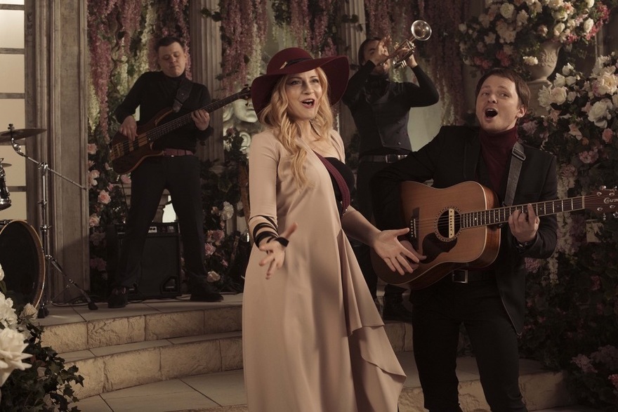 Кавер группа Zарядка на свадьбу 2