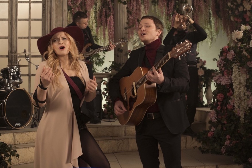 Кавер группа Zарядка на свадьбу 16