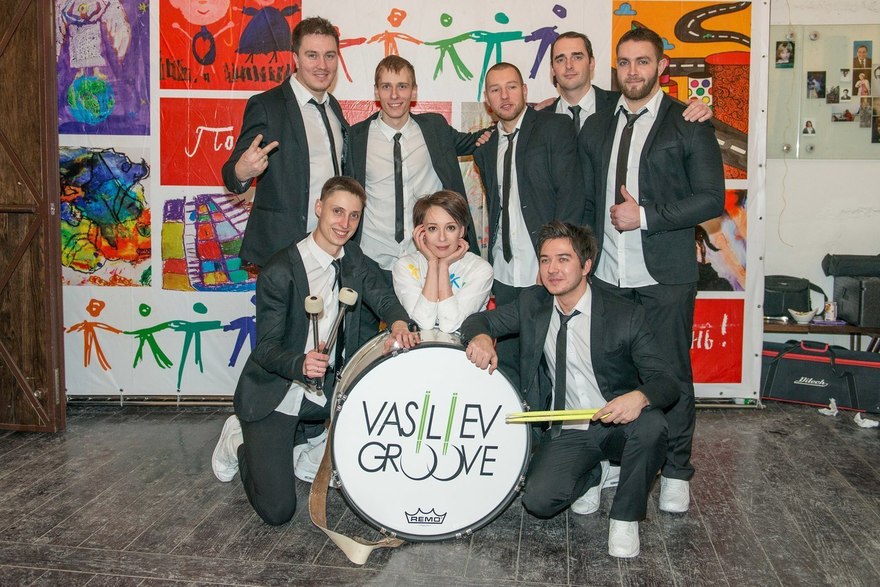 Шоу барабанщиков Vasiliev Groove на свадьбу 3