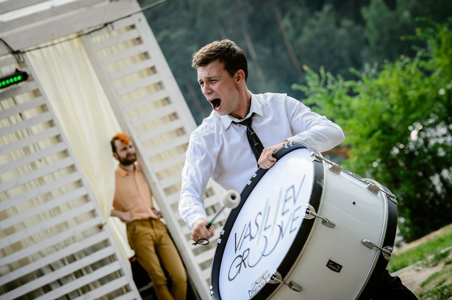 Шоу барабанщиков Vasiliev Groove на свадьбу 4