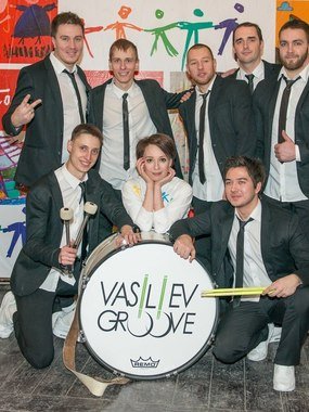 Шоу барабанщиков Vasiliev Groove на свадьбу 1