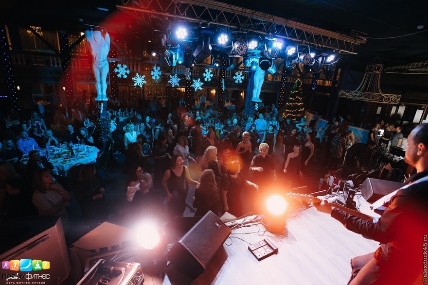 Кавер-группа Нестройные на свадьбу 4